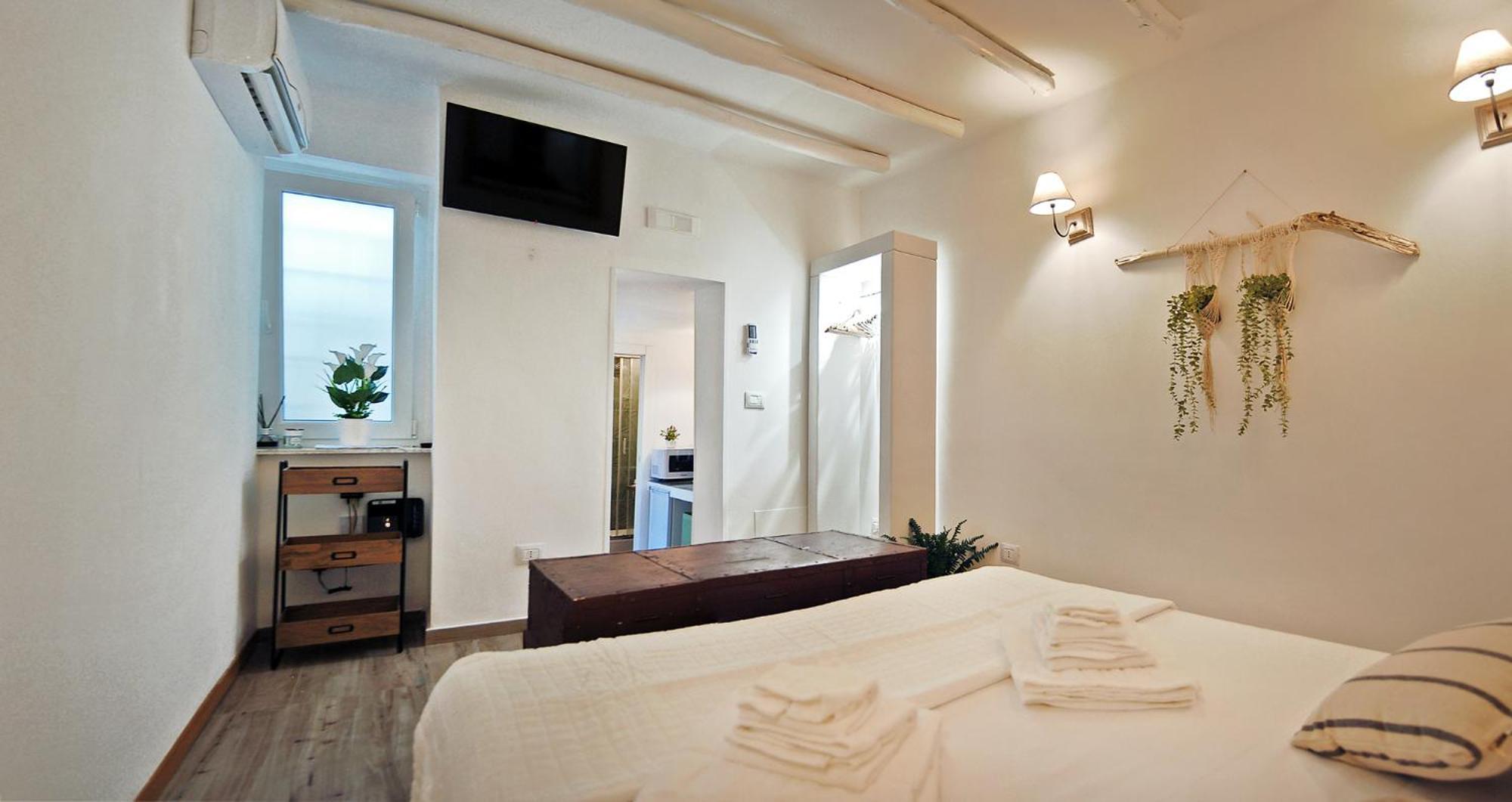 La Casa Del Melo Hotel Bari Bagian luar foto